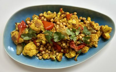 Roasted Cauliflower, Peppers, Chickpeas & Spices