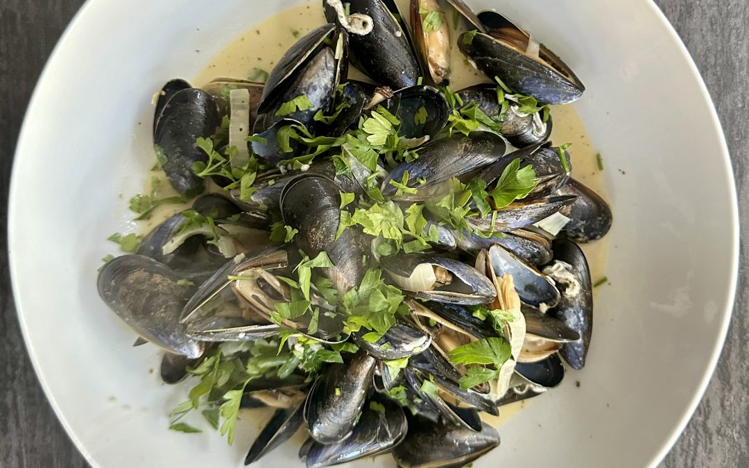 Muscles In White Wine & Garlic