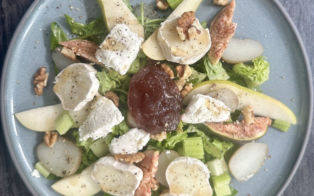 Fresh Fig, Pear & Goats Cheese Salad